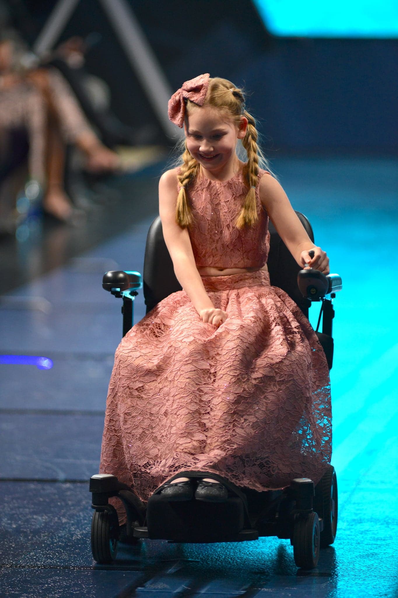 #disabiltyawareness  tuscan lace skirt and top - pretty fashion for girls 